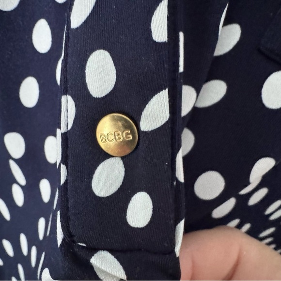 BCBGMaxazria Polka Dot Asymmetrical blouse Size Large - Picture 5 of 6